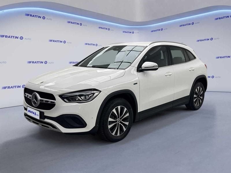 Begagnad Mercedes GLA250 Business 218 HK (160 kW) 2021 SUV
