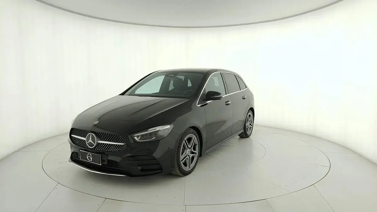 Usata Mercedes B180 Advanced Plus 116 CV (85 kW) 2025 Utilitaria
