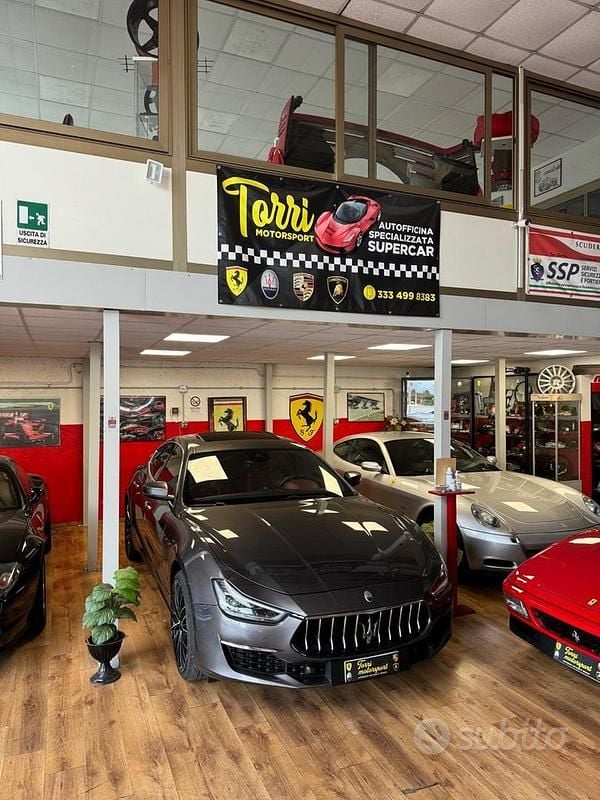 Usata Maserati Ghibli GranLusso 275 CV (202 kW) 2018 Grigio Berlina
