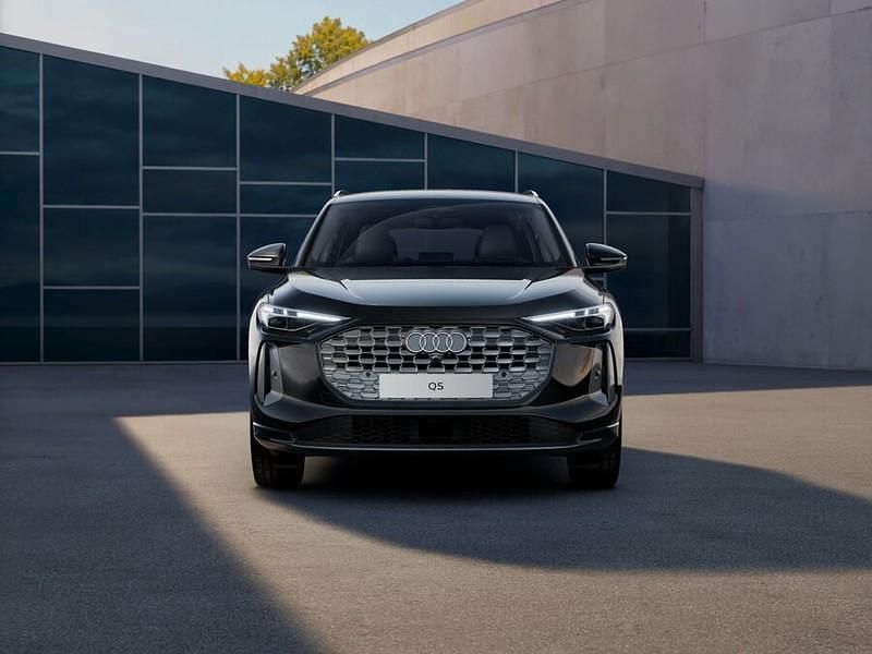 Nuova Audi Q5 Advanced 204 CV (150 kW) 2026 Argento fioretto metallizzato SUV