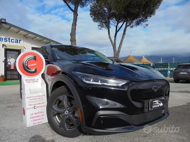 Usata Ford Mustang Standard Range 269 CV (197 kW) 2022 Nero Station wagon