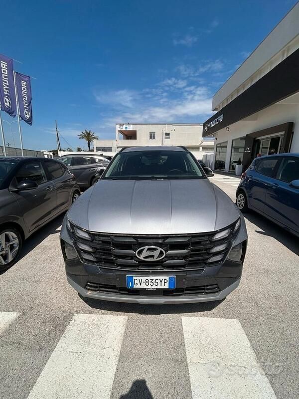 Usata Hyundai Tucson 160 CV (117 kW) 2024 Grigio SUV
