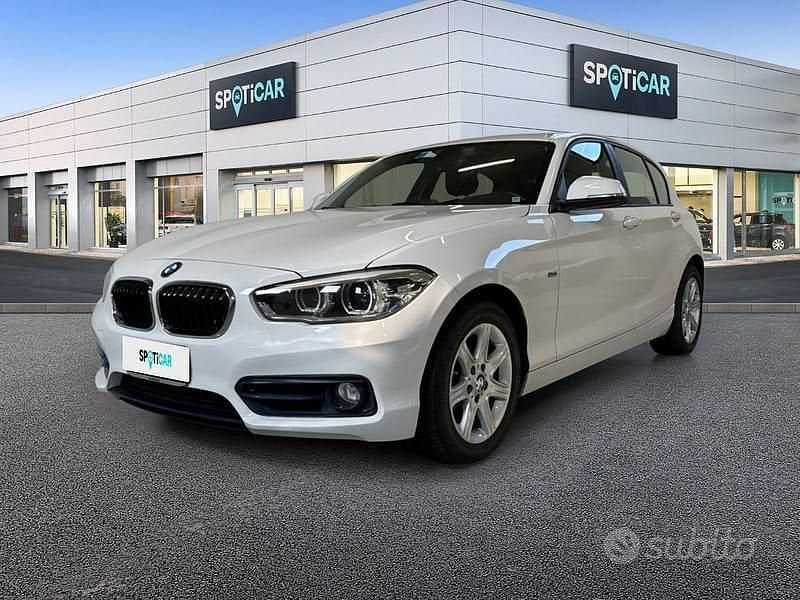 Usata BMW 120 Sport Line 190 CV (139 kW) 2016 Bianco Utilitaria