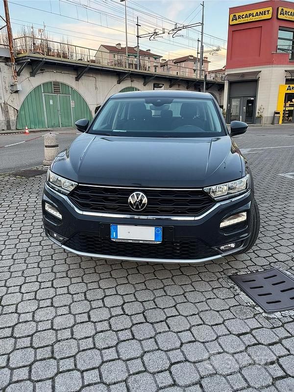 Usata VW T-Roc 150 CV (110 kW) 2021 Nero SUV