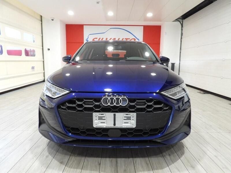 Nouvelle Audi A3 Business 150 ch (110 kW) 2025 Noir Berline