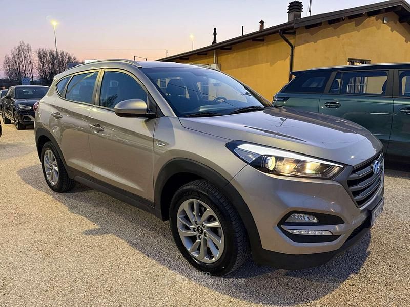 Usata Hyundai Tucson Edition 116 CV (85 kW) 2018 Grigio SUV