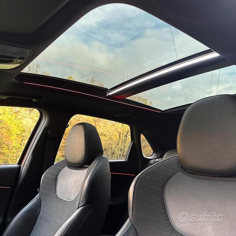 Usata Hyundai i30 N Performance 330 CV (242 kW) 2018 Rosso Utilitaria