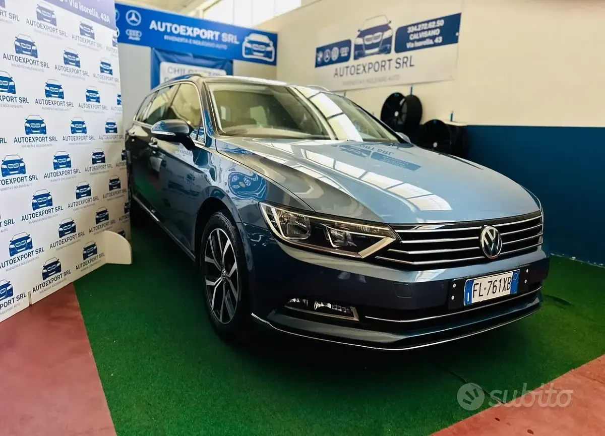Usata VW Passat Highline 150 CV (110 kW) 2017 Bluazzurro Station wagon