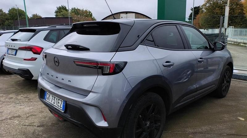 Usata Opel Mokka GS Line 101 CV (74 kW) 2022 Grigio SUV