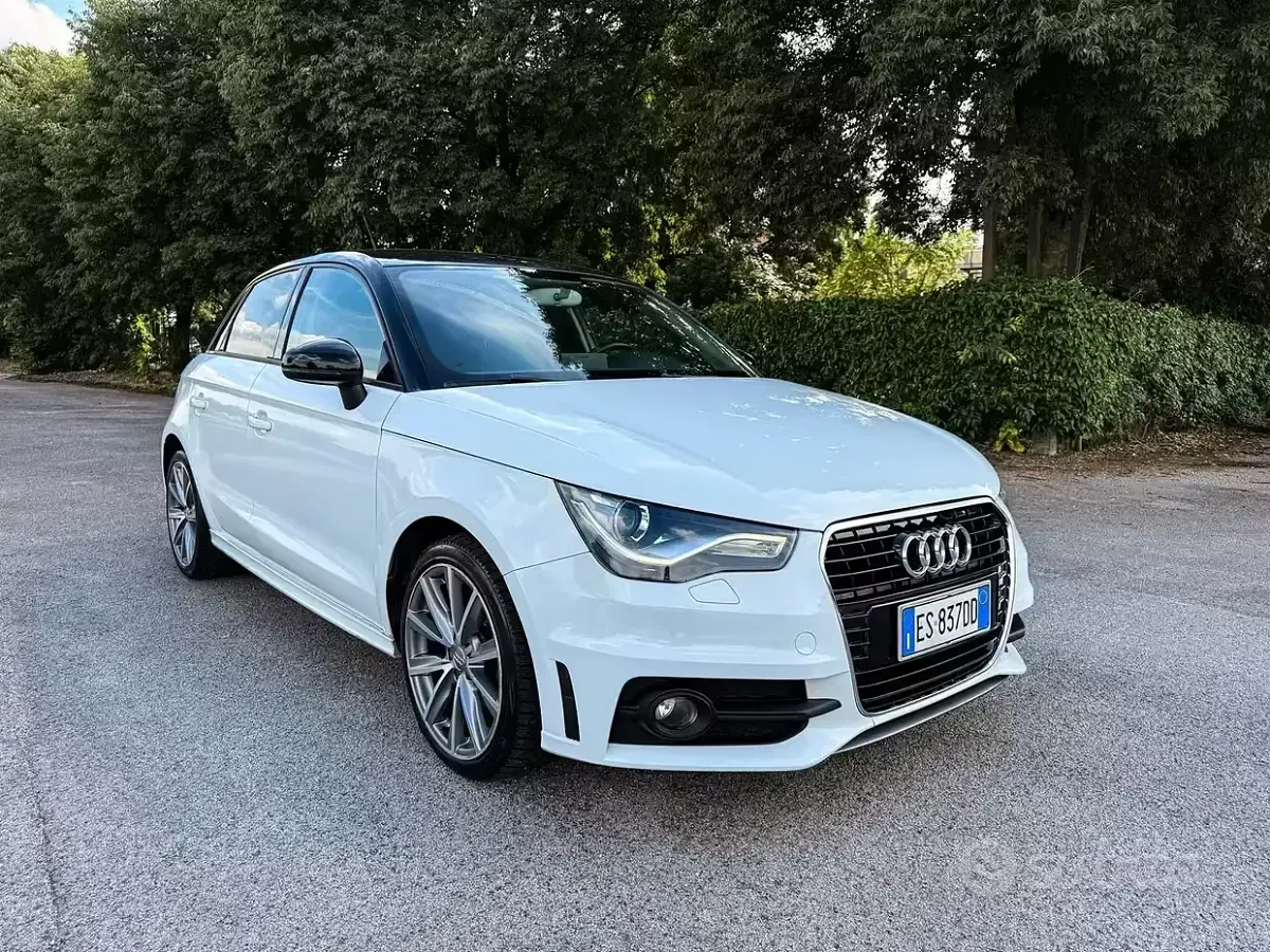 Usata Audi A1 Attraction 86 CV (63 kW) 2013 Bianco Utilitaria