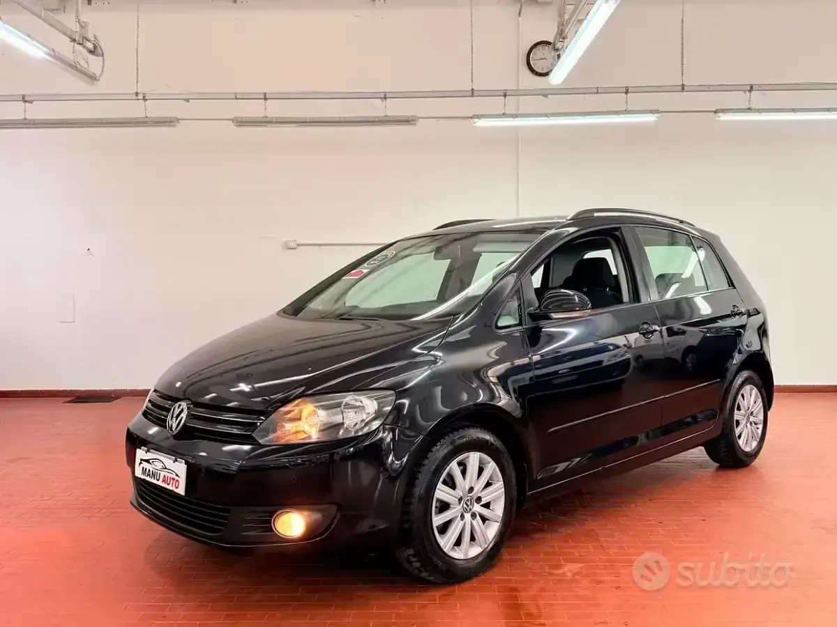 Usata VW Golf Plus Cross Comfortline 105 CV (77 kW) 2011 Berlina