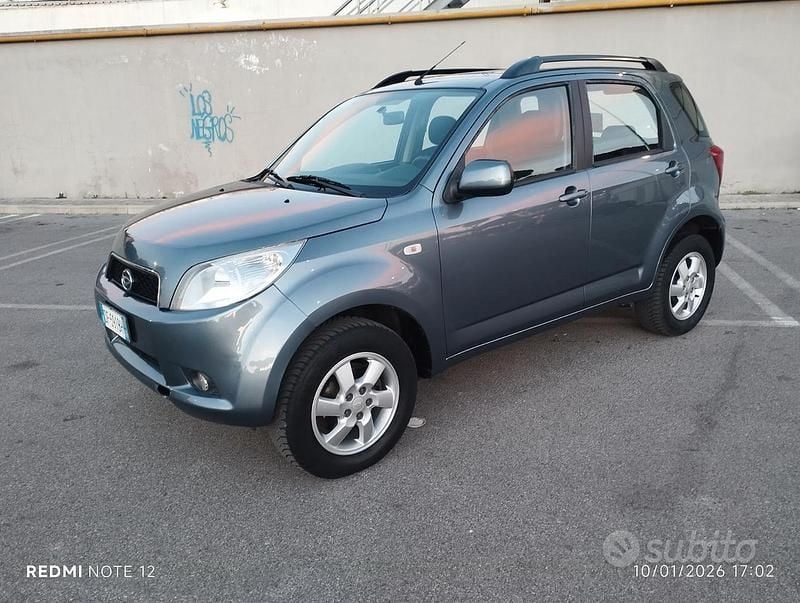 Usata Daihatsu Terios 86 CV (63 kW) 2007 Grigio SUV