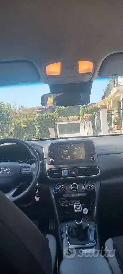 Usata Hyundai Kona 120 CV (88 kW) 2018 Grigio SUV