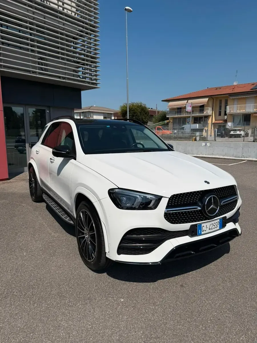 Usata Mercedes GLE300 Premium Plus 272 CV (200 kW) 2022 Bianco SUV