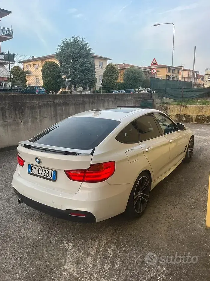 Usata BMW 320 Gran Turismo M Sport 184 CV (135 kW) 2014 Bianco Coupé