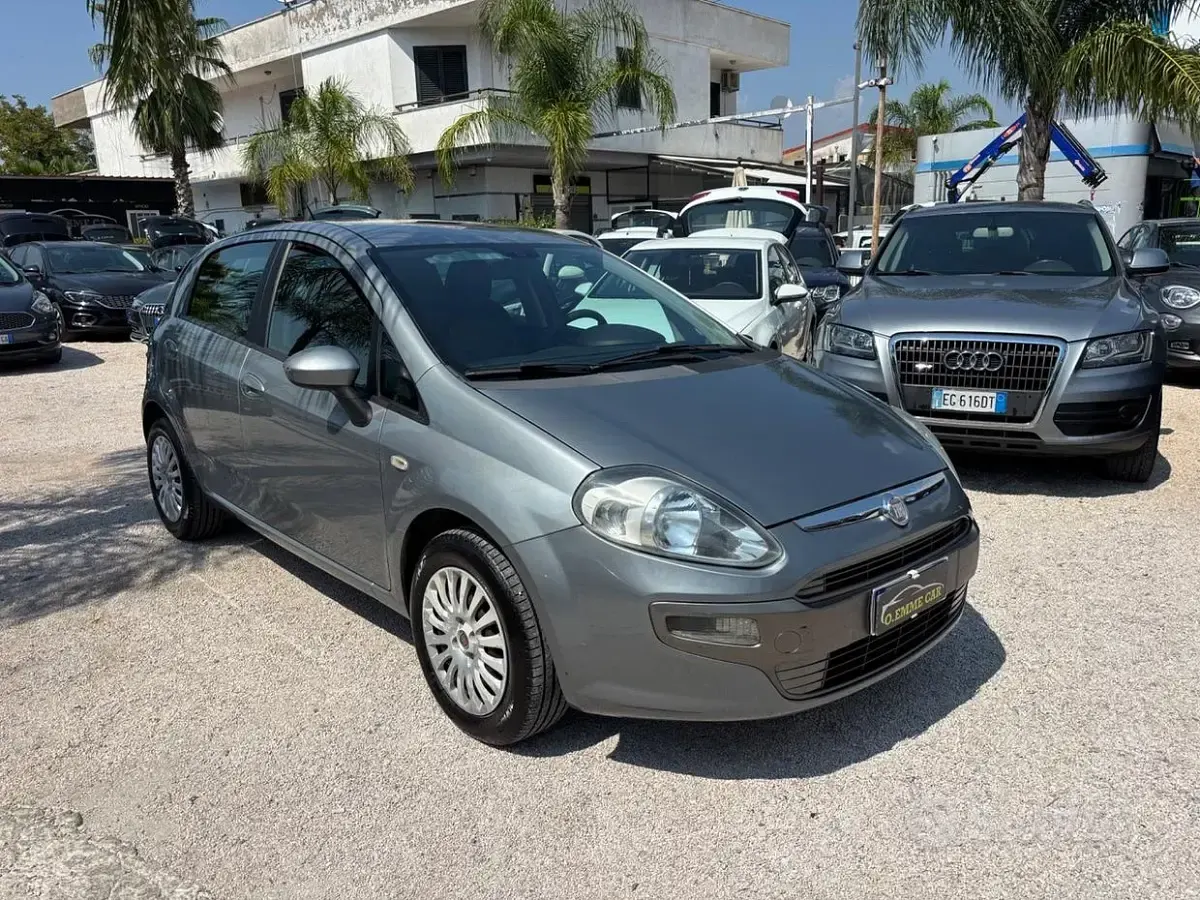 Usata Fiat Punto Evo Dynamic 65 CV (47 kW) 2010 Grigio Utilitaria