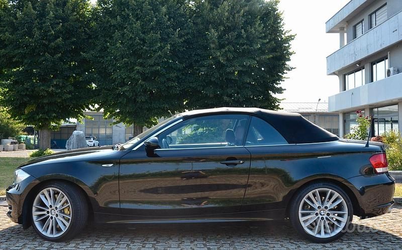Usata BMW 125 Cabriolet Efficient Dynamics 218 CV (160 kW) 2008 Nero Cabrio