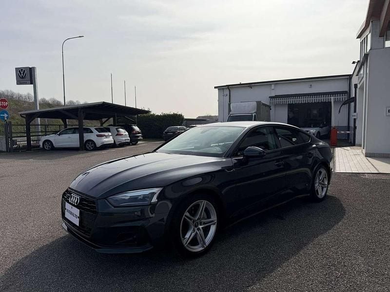 Usata Audi A5 Sportback Ambiente 204 CV (150 kW) 2021 Grigio manhattan metallizzato Utilitaria
