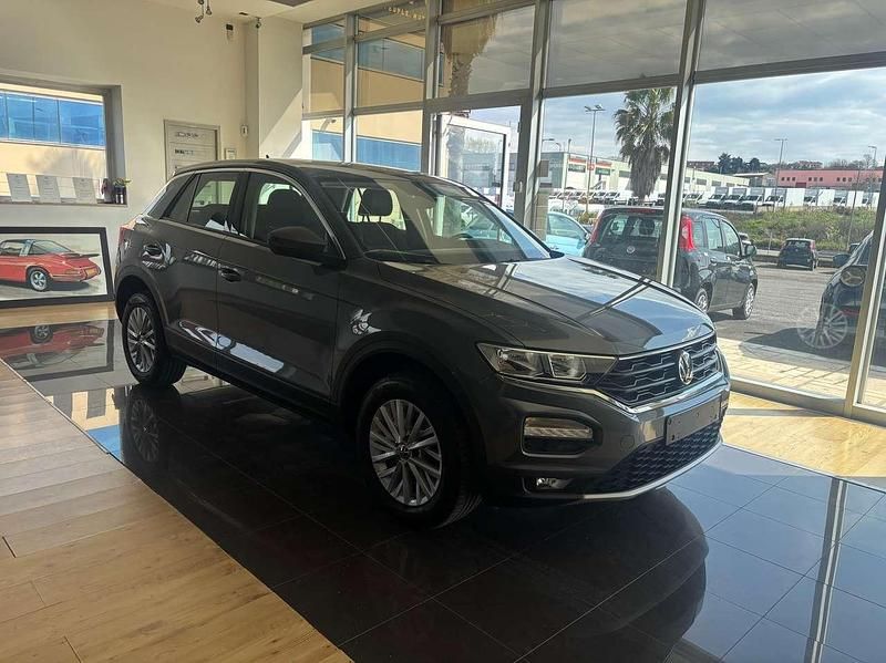 Usata VW T-Roc Business 150 CV (110 kW) 2021 Grigio SUV