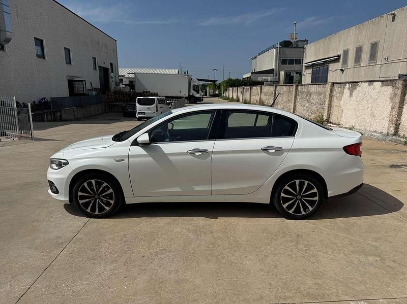 Usata Fiat Tipo Lounge 95 CV (69 kW) 2018 Bianco Berlina