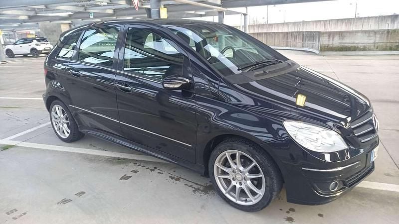 Usata Mercedes B170 Chrome 116 CV (85 kW) 2007 Nero Monovolume