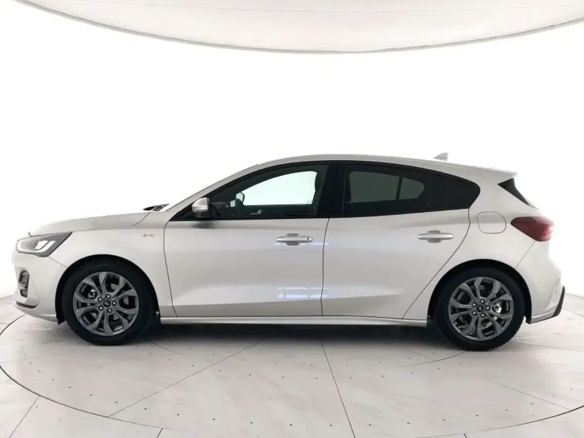 Usata Ford Focus ST-Line 125 CV (91 kW) 2025 Argento Berlina