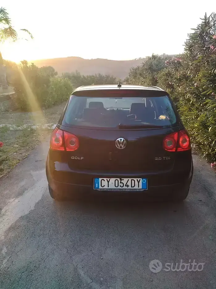 Usata VW Golf IV 140 CV (102 kW) 2005 Nero Berlina
