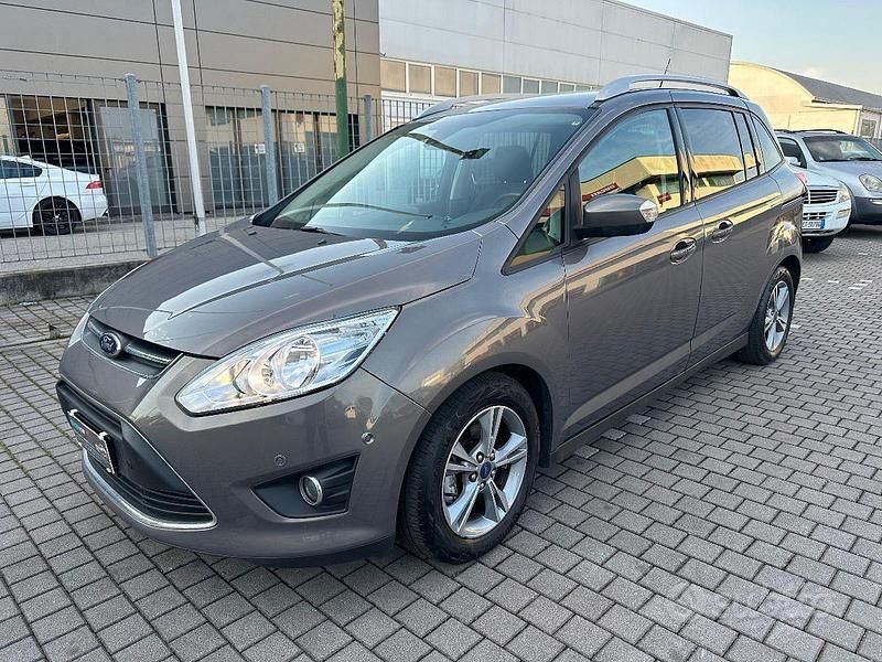 Occasion Ford C-MAX Titanium 126 ch (92 kW) 2015 Gris Monospace