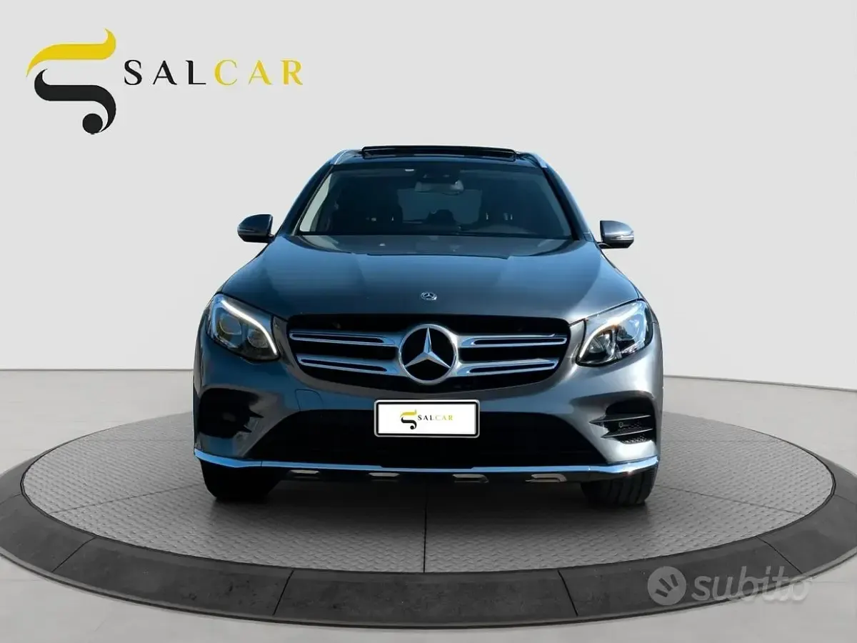 Usata Mercedes GLC250 204 CV (150 kW) 2017 Grigio SUV