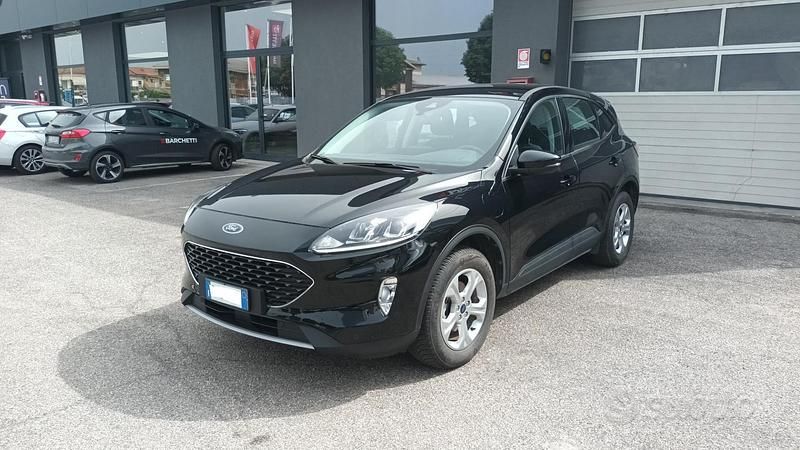 Usata Ford Kuga Titanium 225 CV (165 kW) 2021 Nero SUV