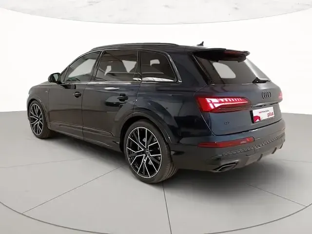 Usata Audi Q7 S-Line 286 CV (210 kW) 2025 Blu waitomo metallizzato SUV