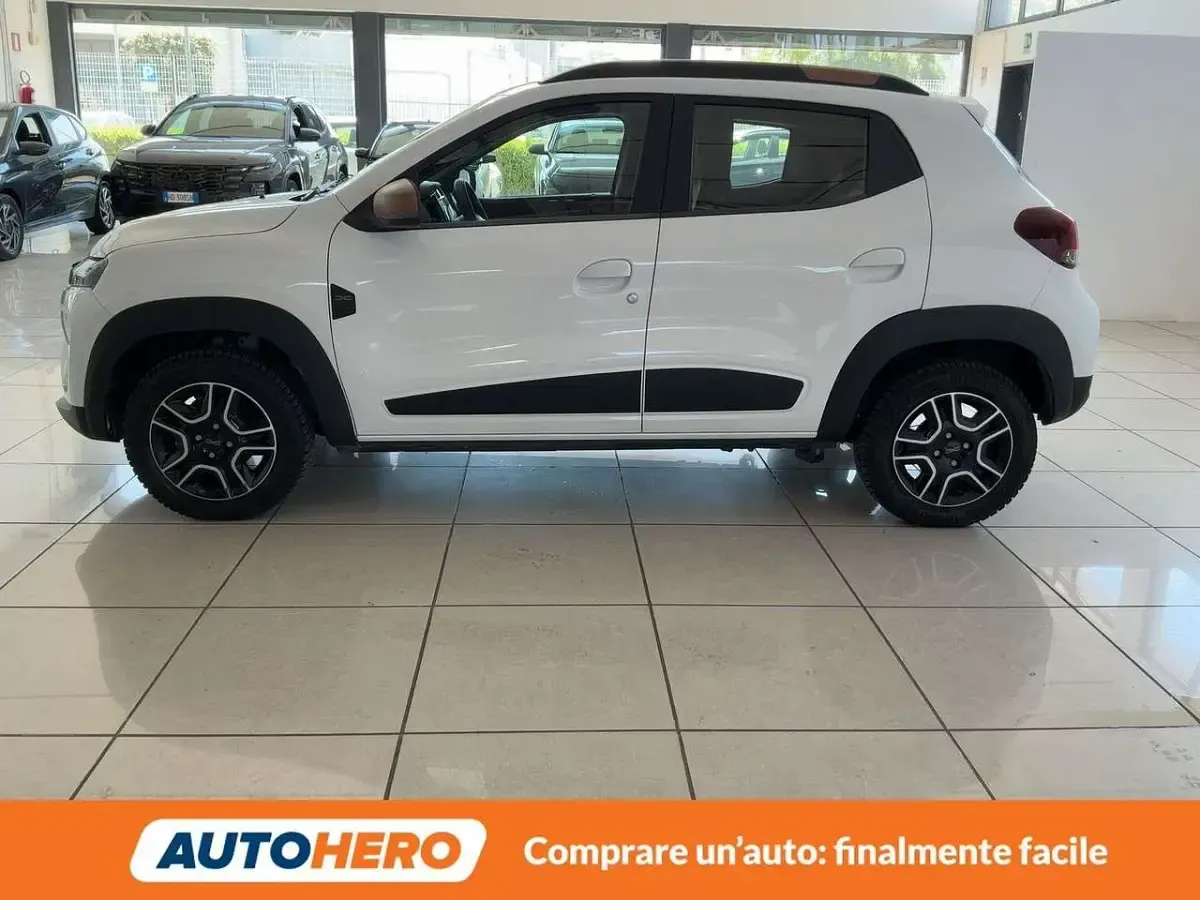Usata Dacia Spring Extreme 47 kW (65 CV) 2023 Bianco Utilitaria