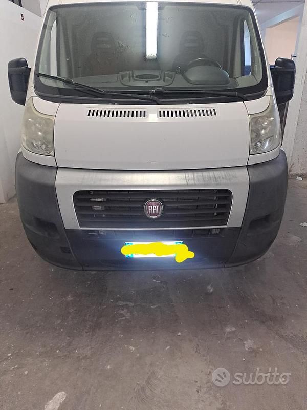 Bianco Usata 2011 Fiat Ducato Furgone | 9600 € - Immagine 1/4