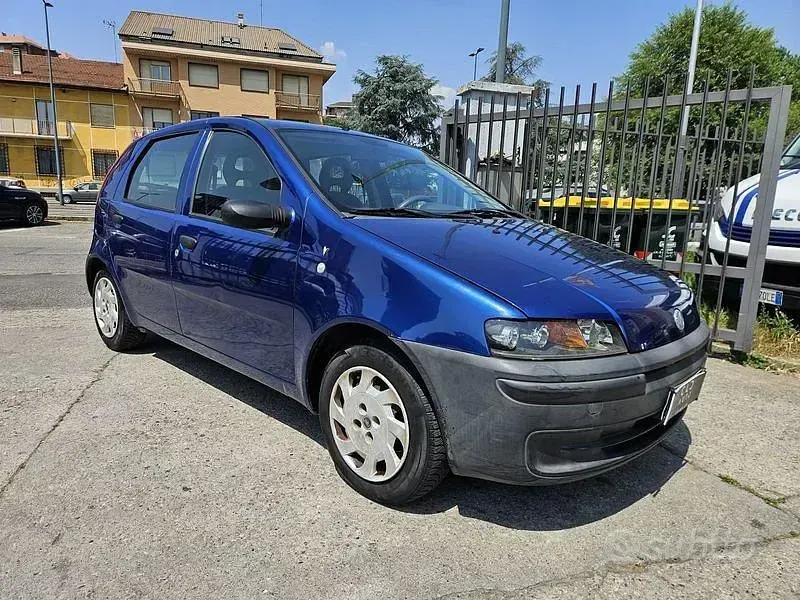 Usata Fiat Punto 60 CV (44 kW) 2000 Blu Utilitaria