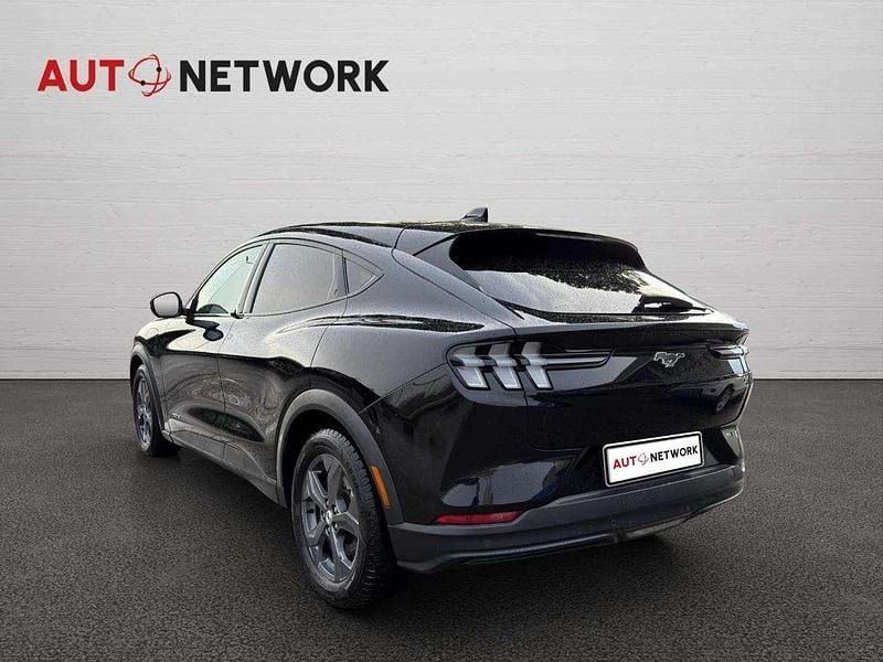 Usata Ford Mustang Mach-E Standard Range 197 kW (269 CV) 2021 Nero SUV