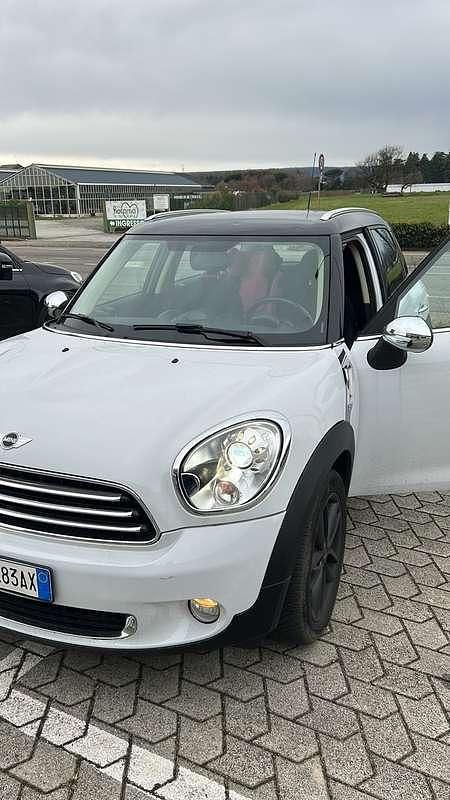 Usata Mini Countryman 111 CV (81 kW) 2014 Bianco SUV