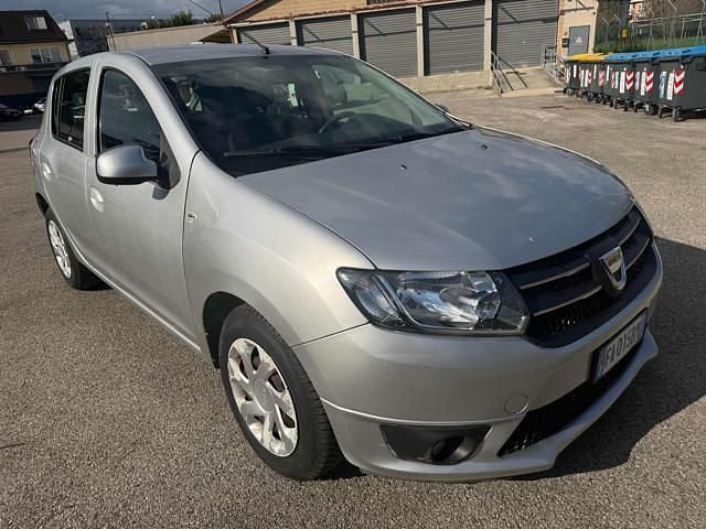 Usata Dacia Sandero 89 CV (65 kW) 2015 Grigio Berlina