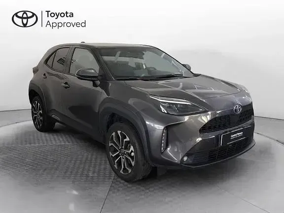 Gebraucht Toyota Yaris Hybrid Trend 2023 Grau Pickup