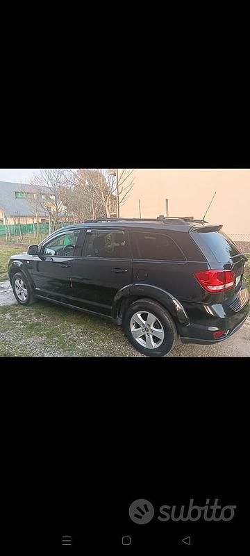 Usata Fiat Freemont 140 CV (102 kW) 2012 Grigio SUV