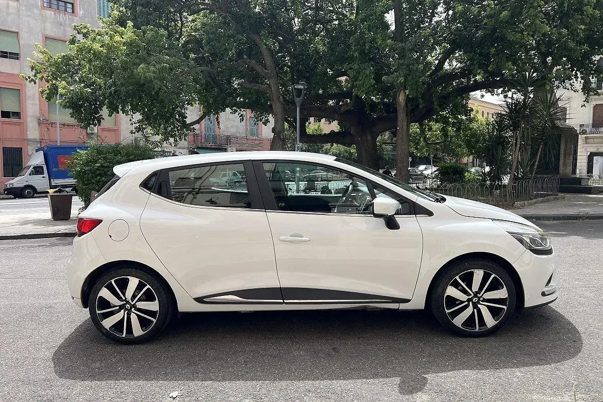 Usata Renault Clio IV 89 CV (65 kW) 2017 Bianco Berlina