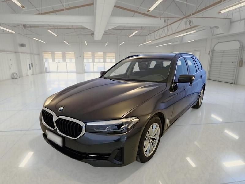 Usata BMW 520 190 CV (139 kW) 2021 Nero Station wagon