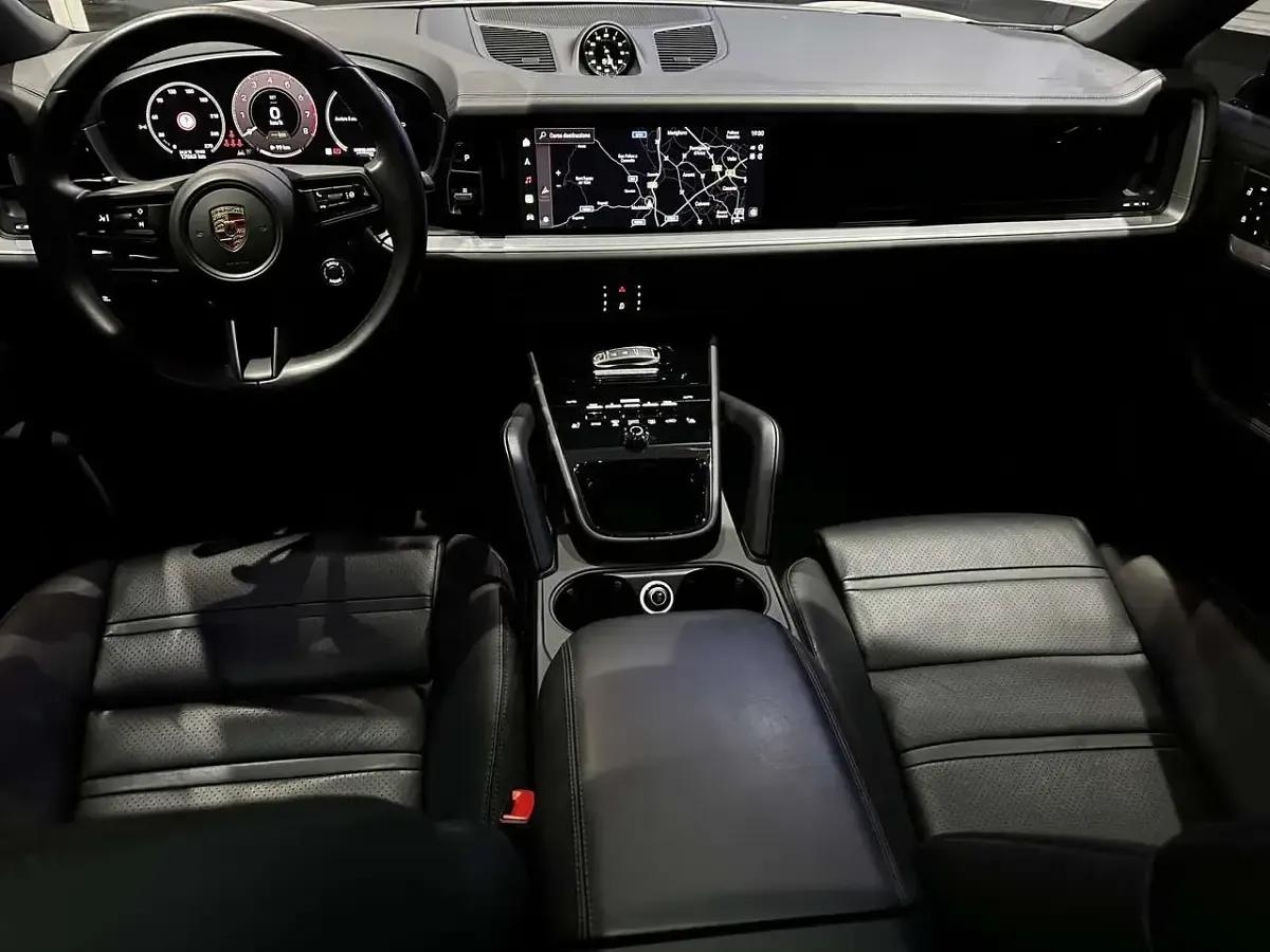 Usata Porsche Cayenne 354 CV (260 kW) 2023 Grigio SUV