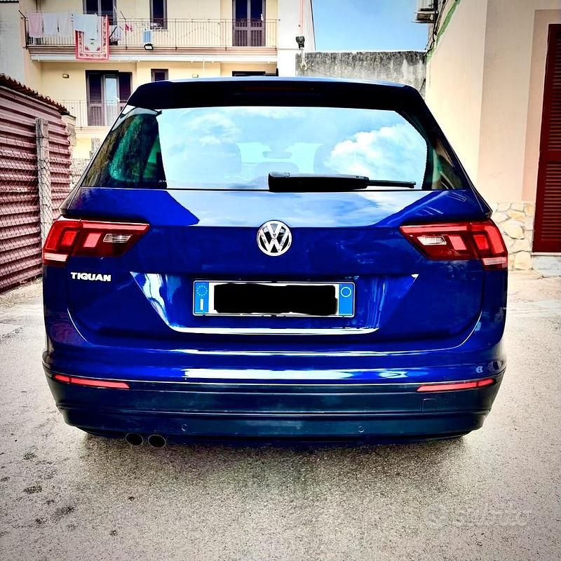 Usata VW Tiguan Comfortline 116 CV (85 kW) 2019 Blu SUV