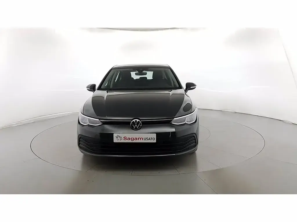 Usata VW Golf VIII Life 110 CV (80 kW) 2023 Grigio urano