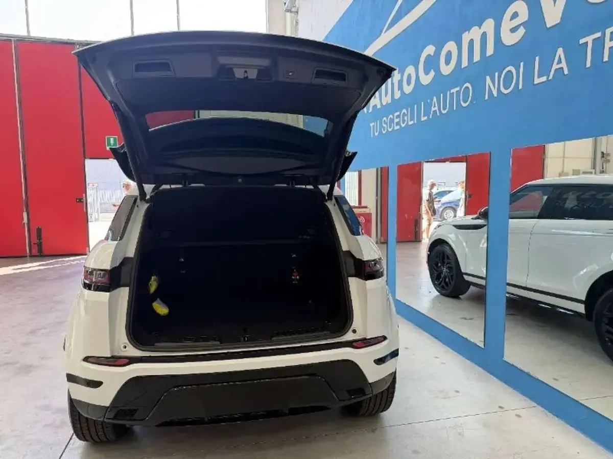 Usata Land Rover Range Rover evoque HSE Dynamic 163 CV (119 kW) 2022 Bianco SUV