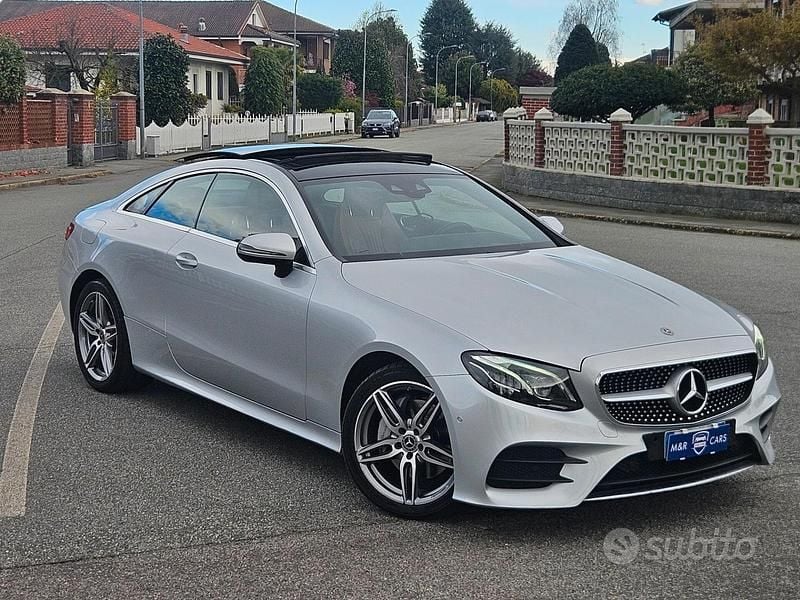 Usata Mercedes E220 Premium Plus 194 CV (142 kW) 2018 Grigio Coupé
