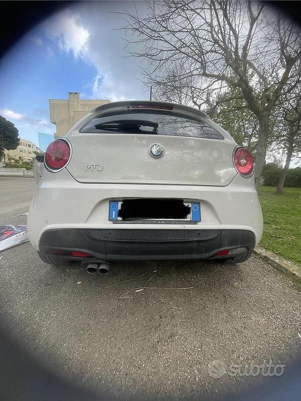 Usata Alfa Romeo MiTo 155 CV (114 kW) 2009 Bianco Utilitaria