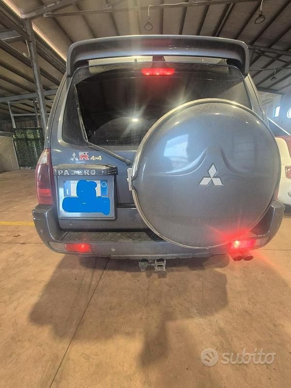 Usata Mitsubishi Pajero 115 CV (84 kW) 2005 SUV