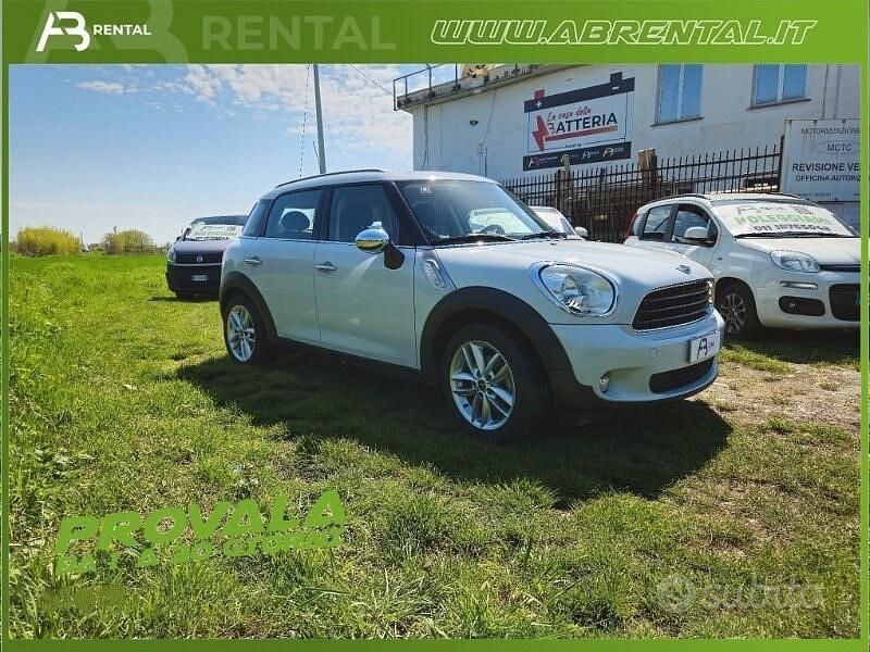 Usata Mini One Countryman 98 CV (72 kW) 2012 Bianco SUV