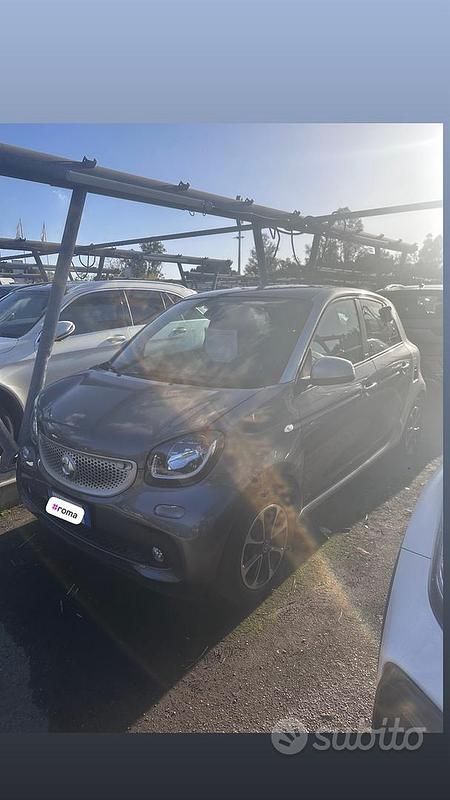 Usata Smart ForFour Passion 2016 Grigio Utilitaria